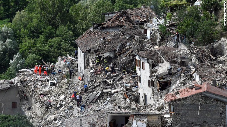 160824112517-10-italy-quake-resticted-for-gallery-0824-exlarge-169