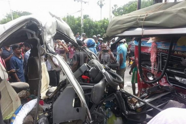 jaffna-accident-www-nethnews-lk005